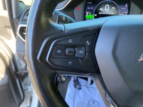Used 2023 Chevrolet Bolt LT image 16
