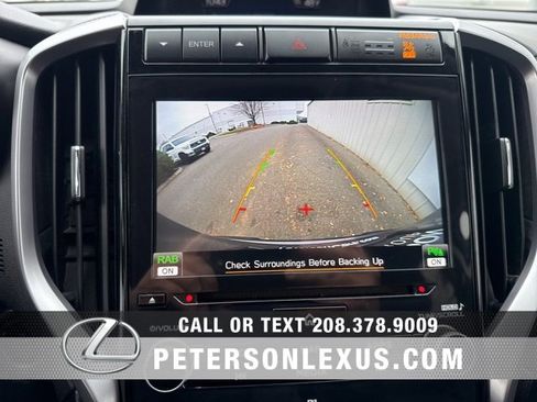 Used 2022 Subaru Ascent Limited w/ Technology Package image 17