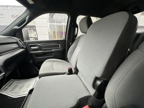 Used 2024 RAM 2500 Big Horn image 32