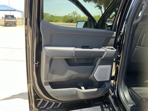 Used 2025 Ford F150 Raptor AWD/4WD image 17