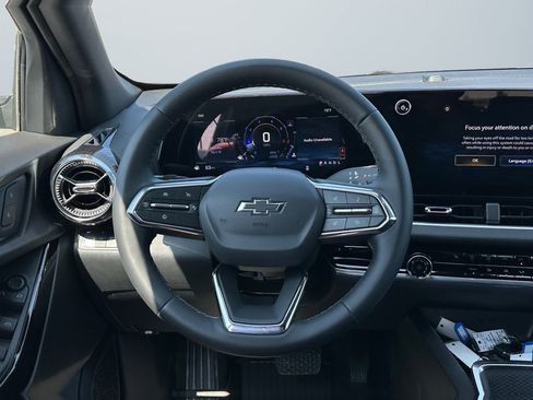 New 2026 Chevrolet Equinox LT w/ Midnight Edition FWD image 12