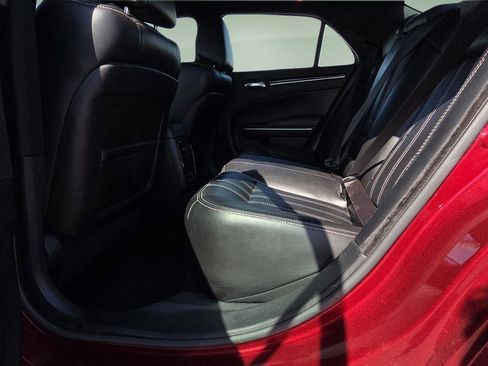 Used 2023 Chrysler 300 S image 19