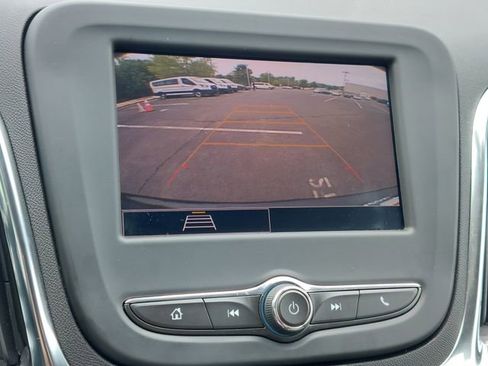Used 2024 Chevrolet Equinox LS w/ LS Convenience Package FWD image 28