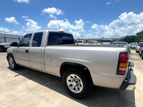 Used 2005 GMC Sierra 1500 W/T image 4