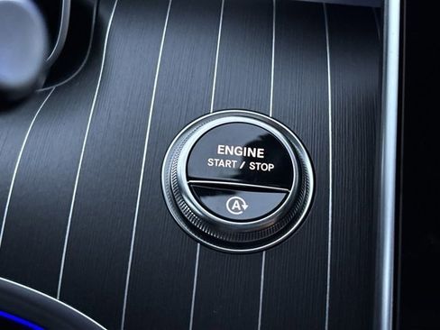 Certified 2025 Mercedes-Benz C 300 C 300 image 33