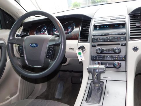 Used 2011 Ford Taurus SEL w/ 201A Rapid Spec Order Code image 20