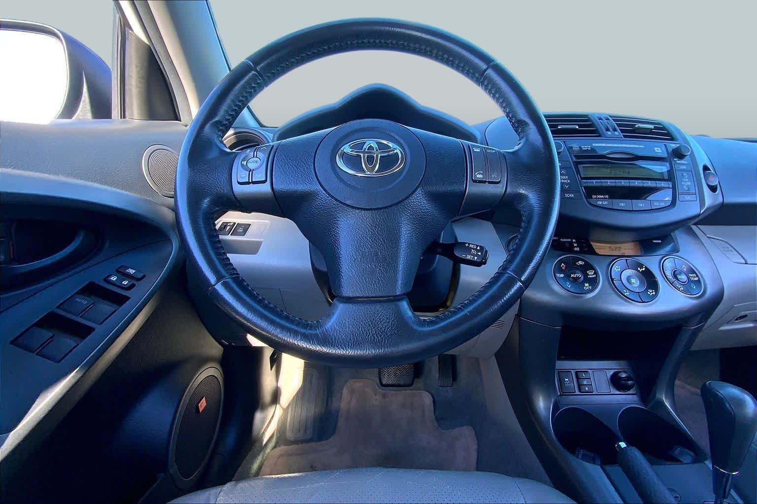 Used 2010 Toyota RAV4 Limited FWD image 5