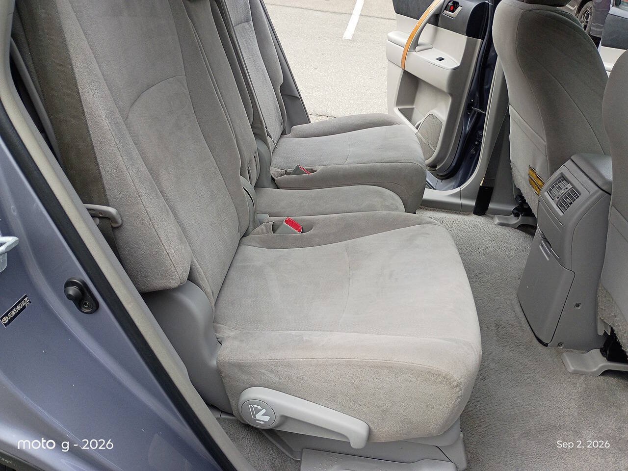 Used 2010 Toyota Highlander 4WD Hybrid image 17
