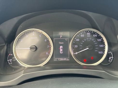 Used 2015 Lexus IS 250 image 32