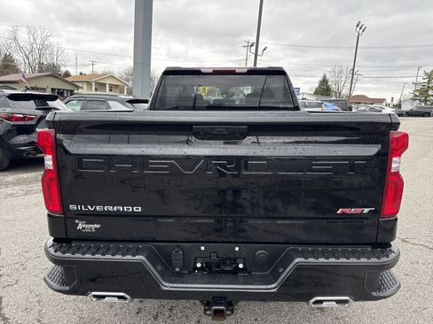 Used 2024 Chevrolet Silverado 1500 RST w/ Z71 Off-Road Package image 4