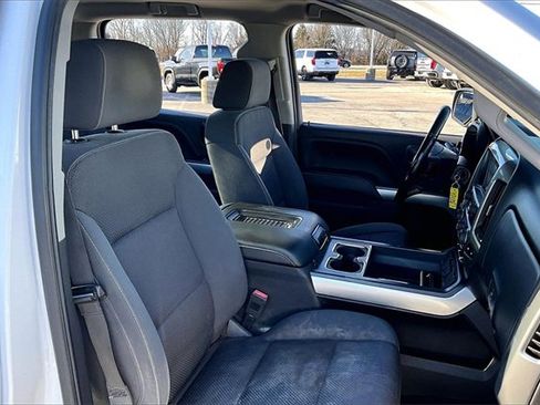 Used 2018 Chevrolet Silverado 1500 LT w/ All Star Edition image 30