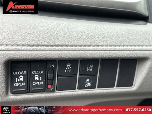 Used 2020 Honda Odyssey EX image 21