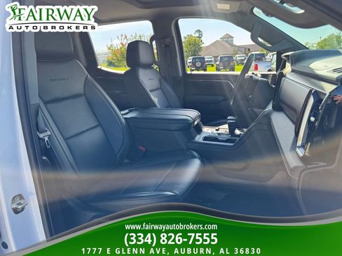 Used 2024 GMC Sierra 1500 Denali w/ Denali Reserve Package AWD/4WD image 12