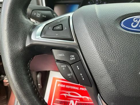 Used 2019 Ford Fusion SEL image 26