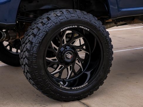 Used 2019 Ford F250 Lariat w/ Chrome Package image 57