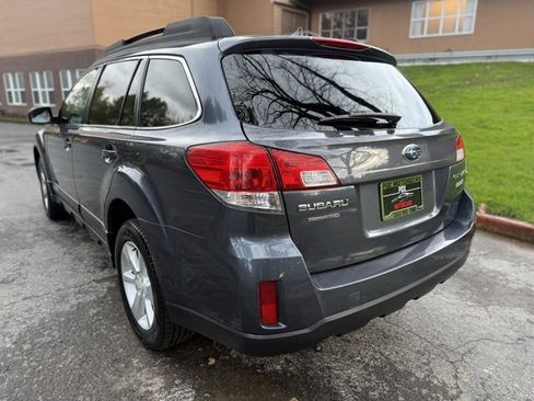 Used 2014 Subaru Outback 2.5i Premium image 7