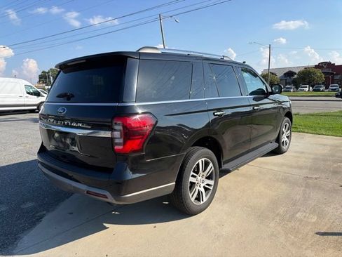 Used 2024 Ford Expedition Limited RWD image 4