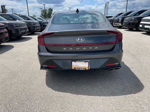 Used 2023 Hyundai Sonata SEL w/ Convenience Package FWD image 6