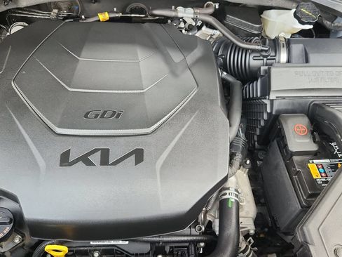 Used 2025 Kia Telluride S AWD/4WD image 19