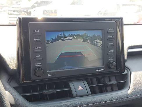 Used 2021 Toyota RAV4 XLE w/ Carpet Mat Package (TMS) AWD/4WD image 22