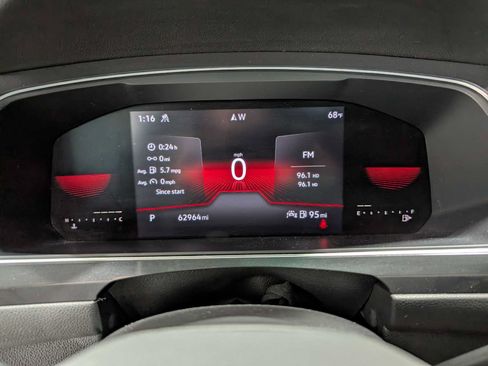 Used 2022 Volkswagen Tiguan SE R-Line AWD/4WD image 24
