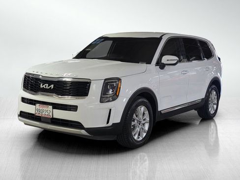 Used 2022 Kia Telluride LX AWD/4WD image 3