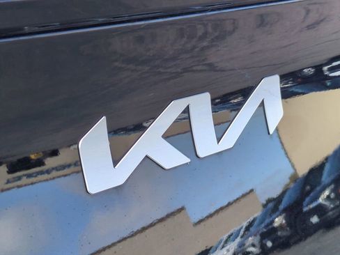 Used 2023 Kia Sportage EX FWD image 30