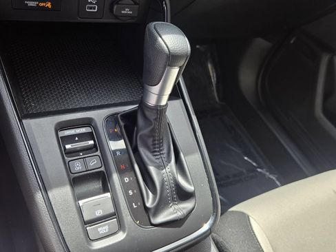 Used 2025 Honda CR-V LX image 19