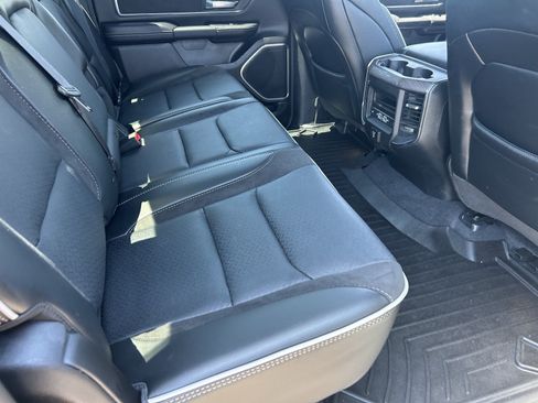 Used 2025 RAM 1500 Laramie w/ Sport Appearance Package AWD/4WD image 13