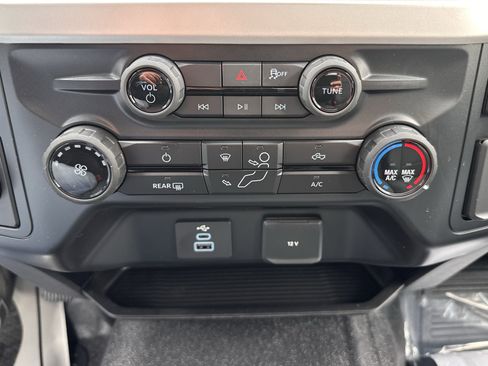 New 2025 Ford F550 XLT w/ XLT Value Package image 19