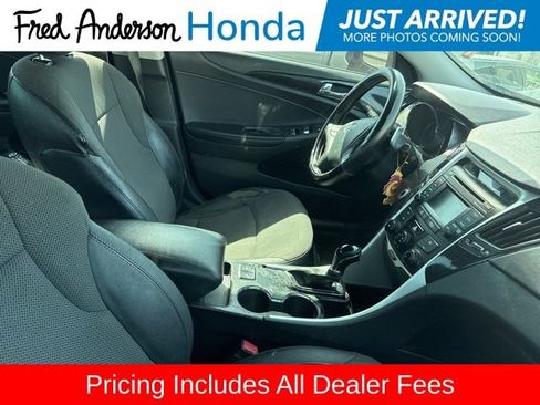 Used 2014 Hyundai Sonata SE FWD image 3