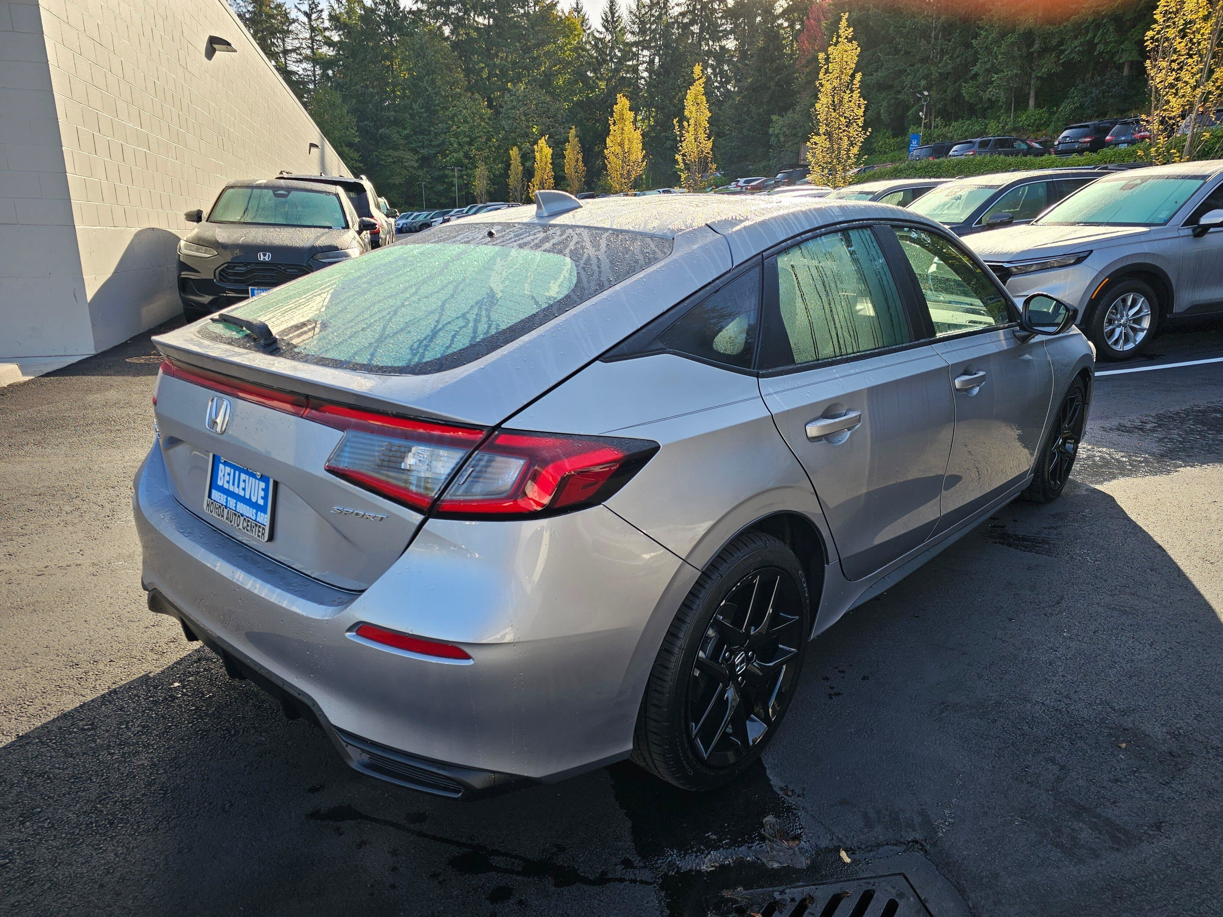 Used 2024 Honda Civic Sport image 7