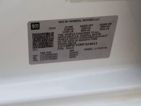 Used 2024 GMC Sierra 2500 AT4 w/ AT4 Premium Plus Package AWD/4WD image 33