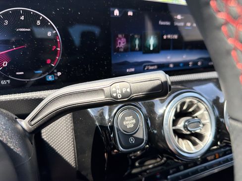 Used 2025 Mercedes-Benz CLA 250 4MATIC image 26