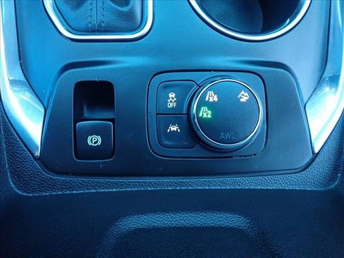Used 2020 Chevrolet Traverse RS AWD/4WD image 23