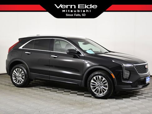 Used 2025 Cadillac XT4 Premium Luxury AWD/4WD image 1