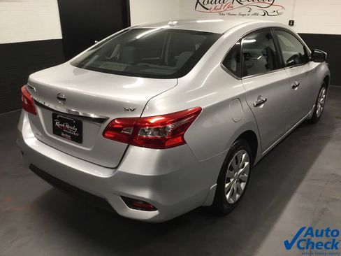 Used 2016 Nissan Sentra SV FWD image 11