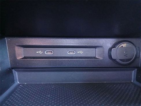 Used 2024 Volkswagen Tiguan S image 26