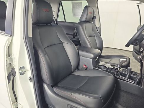 Used 2023 Toyota 4Runner TRD Off-Road Premium w/ Moonroof Package AWD/4WD image 22