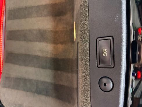 Used 2008 Bentley Flying Spur Flying Spur image 25