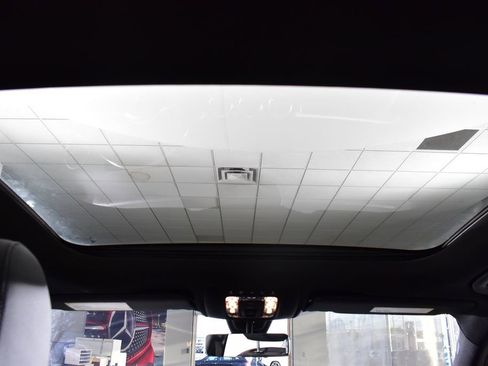 Certified 2022 Mercedes-Benz GLB 250 4MATIC image 28