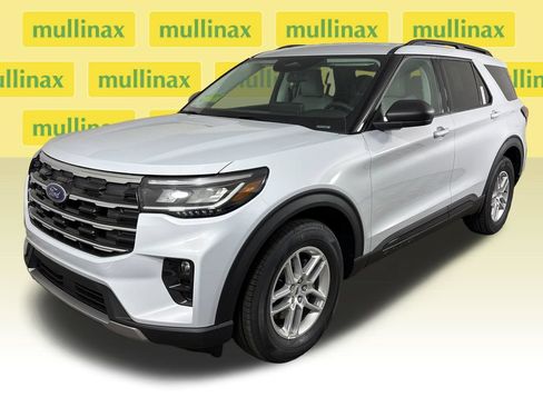 New 2026 Ford Explorer Active w/ Active Comfort Package RWD image 14