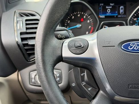 Used 2016 Ford Escape Titanium w/ Equipment Group 301A image 10