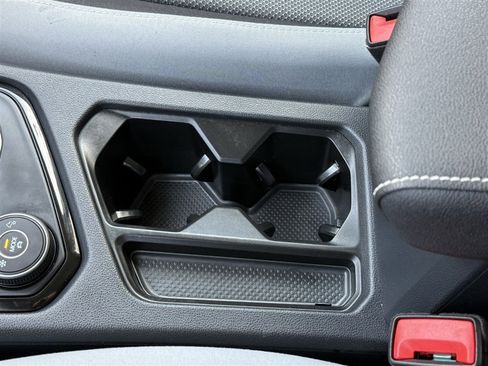 Used 2024 Volkswagen Taos S image 32