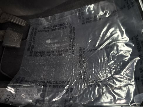 Used 2019 Jeep Cherokee Latitude w/ Popular Appearance Group image 17