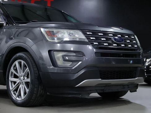 Used 2016 Ford Explorer Limited image 2