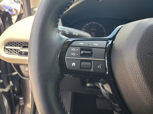 Used 2025 Honda HR-V EX-L image 24