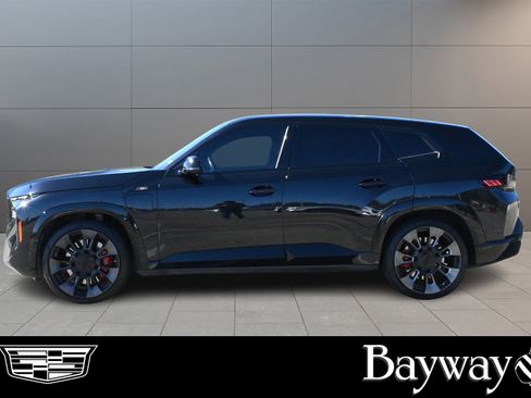 Used 2023 BMW XM Base w/ M Driver's Package image 4