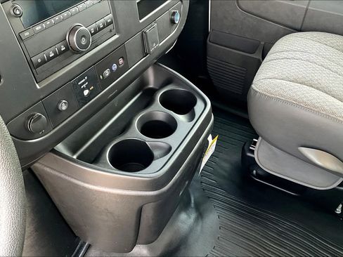 New 2024 Chevrolet Express 4500 4500 Series w/ Power Convenience Package image 8