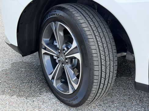 Used 2025 Acura RDX w/ Technology Package AWD/4WD image 38